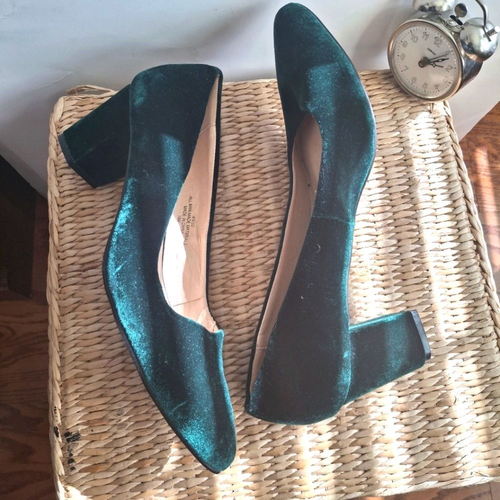 Eloquii Anna Emerald Velvet Pump Shoe US 10W Green Women Wedding Block Heel Shoe